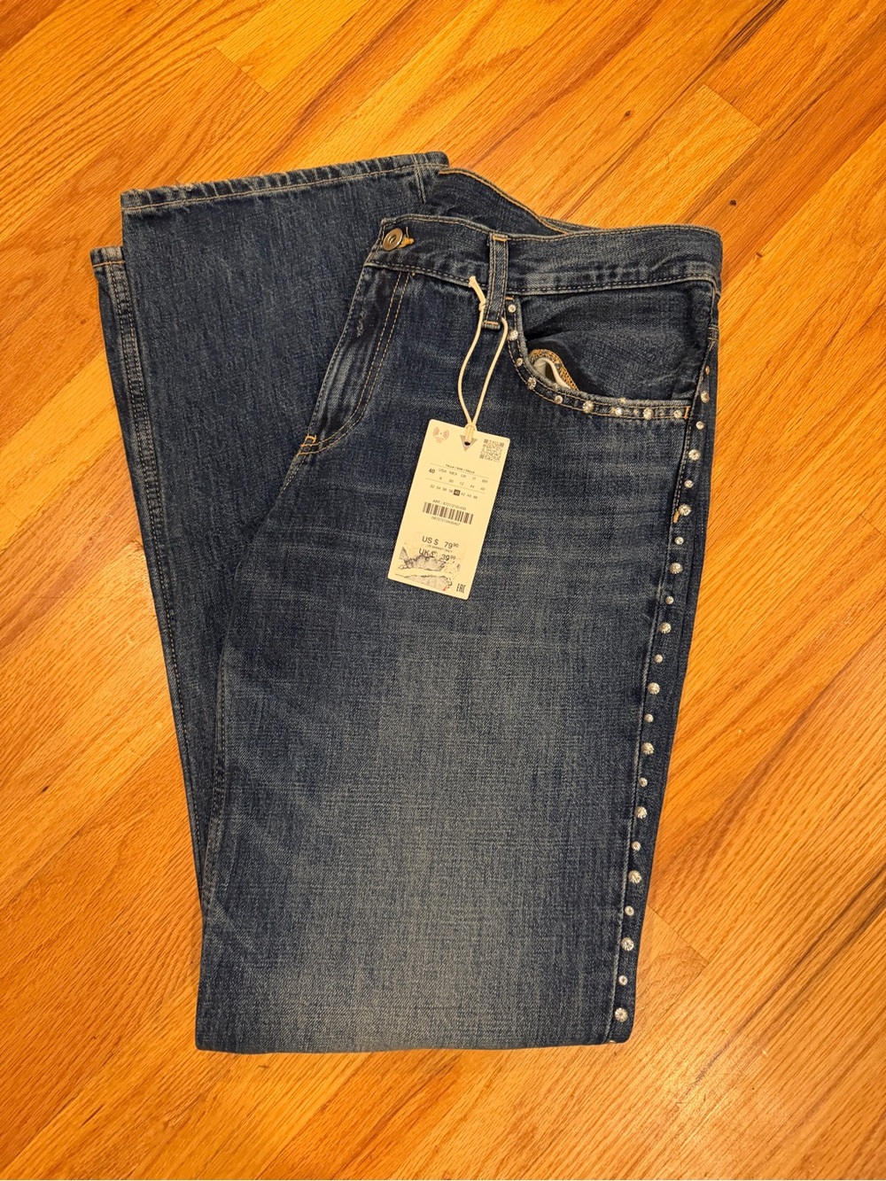 NWT ZaraWomen’s Dark Blue Stud-Trim Straight Jeans Size 8